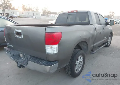 2007 Toyota Tundra Sr5 V8 z USA, uszkodzony, nr VIN 5TFRV54197X031788